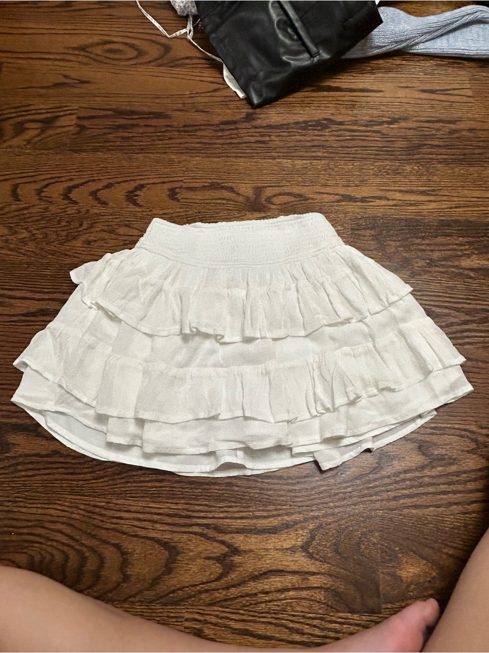 Hollister White Tiered Ruffle Mini Skirt
